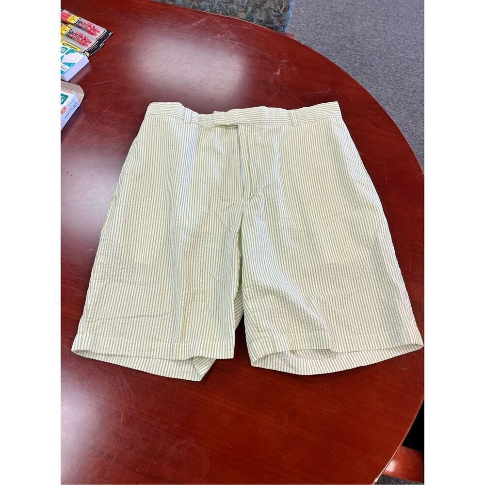 Greg Norman Green & White Stripe Seersucker Bermuda Shorts sz 34